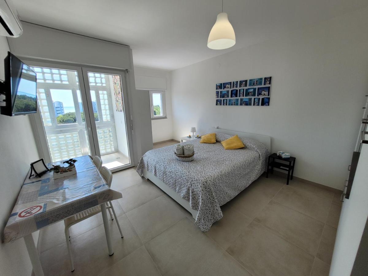 Rosato Double Sea View Apartment Lignano Sabbiadoro Esterno foto
